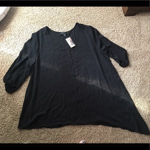 NWT Karen Kane 2XL Black asymmetrical Top